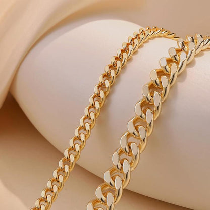 Amora Cuban Anklet Set