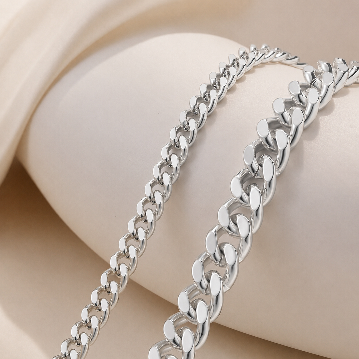 Amora Cuban Anklet Set